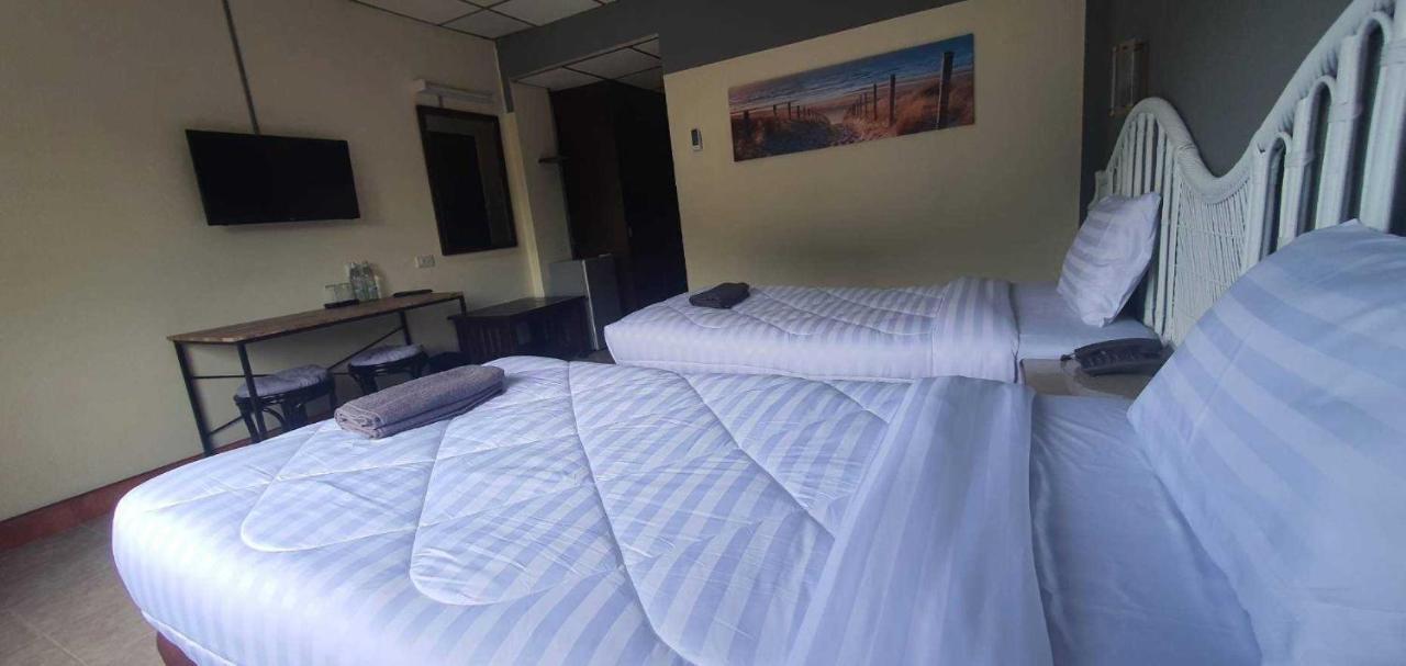 Nora Bukit Hotel Phuket Εξωτερικό φωτογραφία